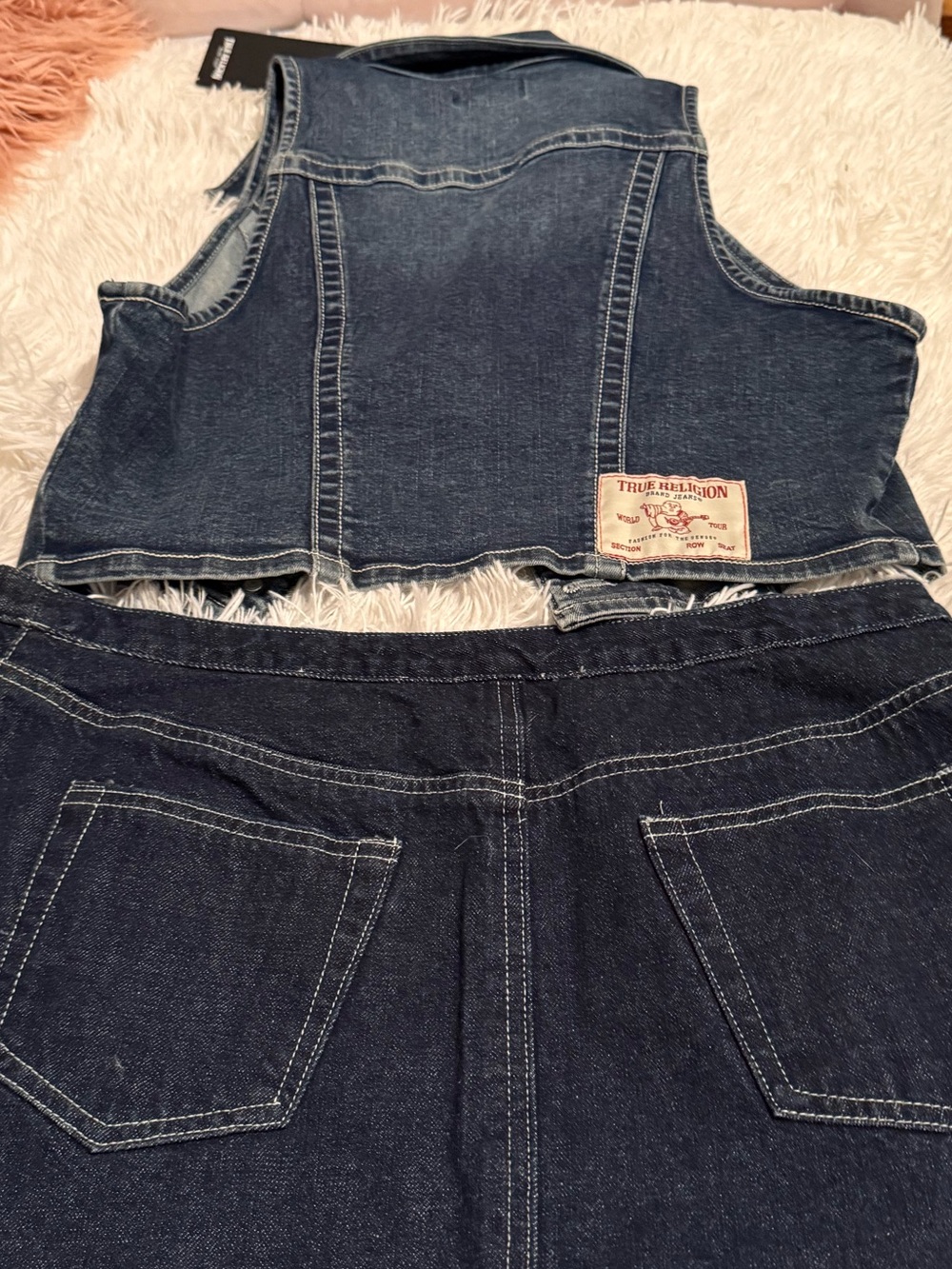 Dark Wash Denim Vest True Religion brand and Skirt Emory Park brand - Picture 5 of 9